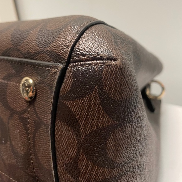 Coach Margot Carryall & Matching Wristlet - Picture 10 of 16